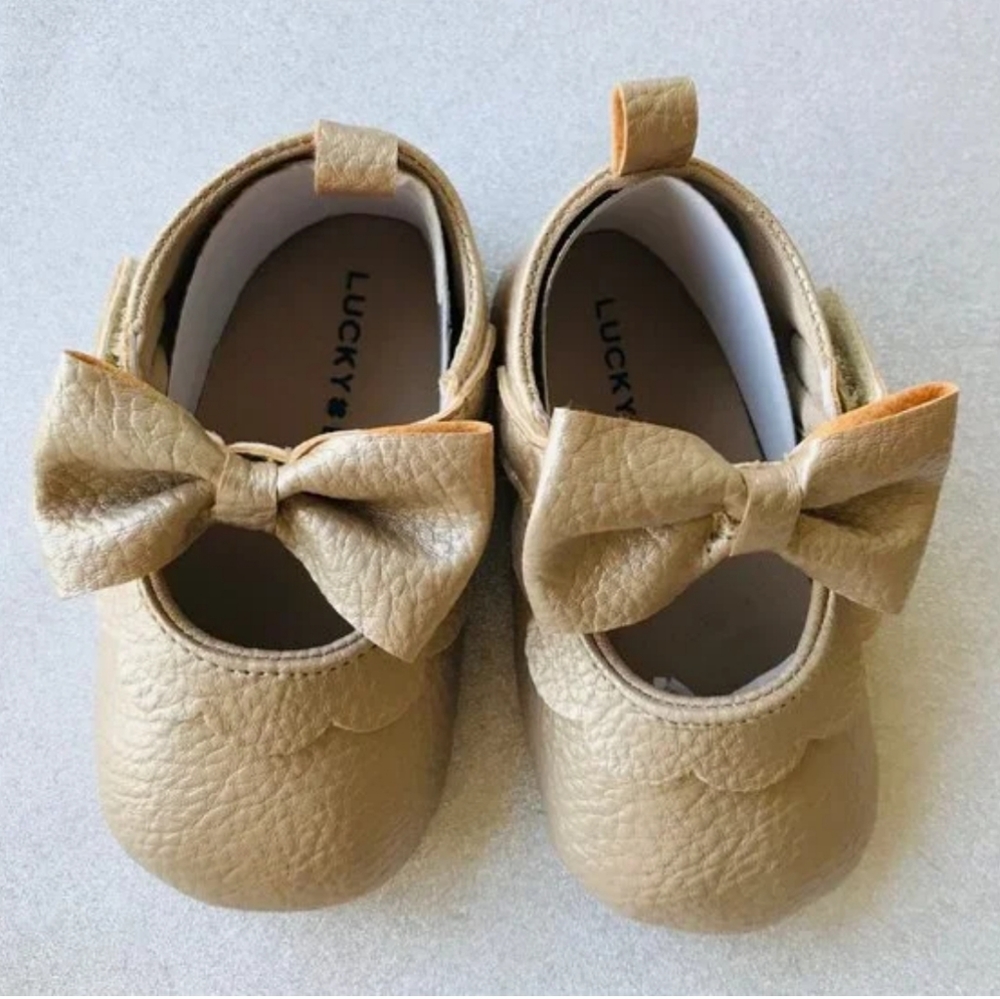 Lucky Brand Girls Crib Shoes